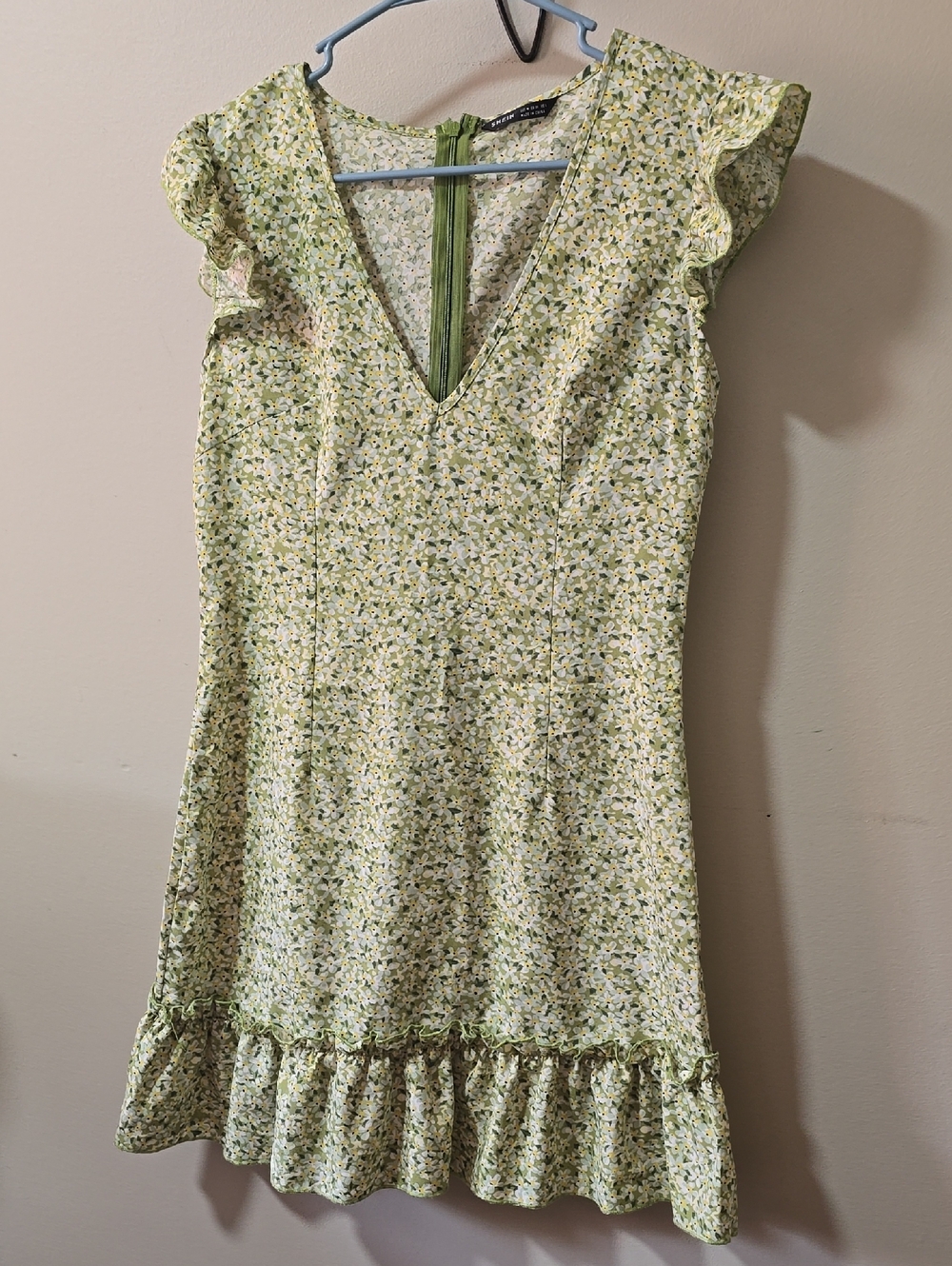 SHEIN Light Green Floral Ruffle V-Neck Mini Dress